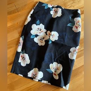 Lord & Taylor floral pencil skirt